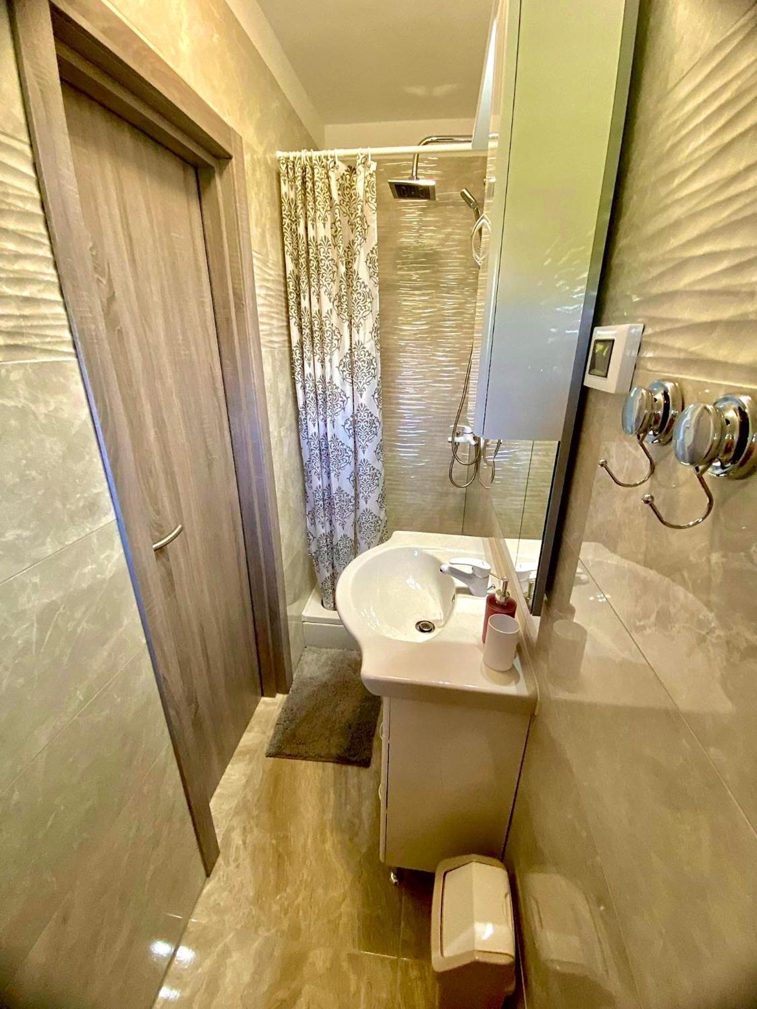 Apartman Miljenko - Matovica Kampor Bagian luar foto