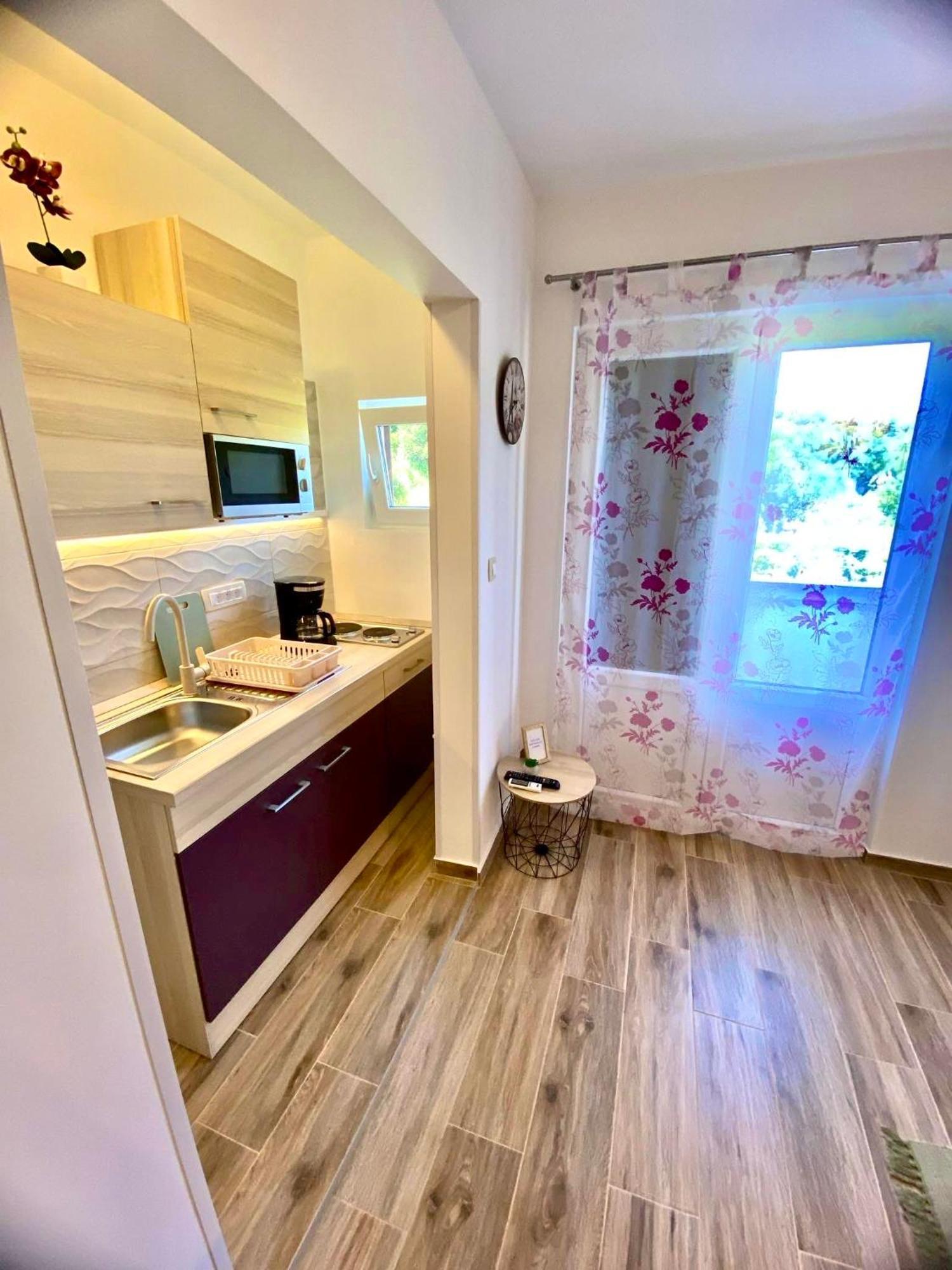 Apartman Miljenko - Matovica Kampor Bagian luar foto